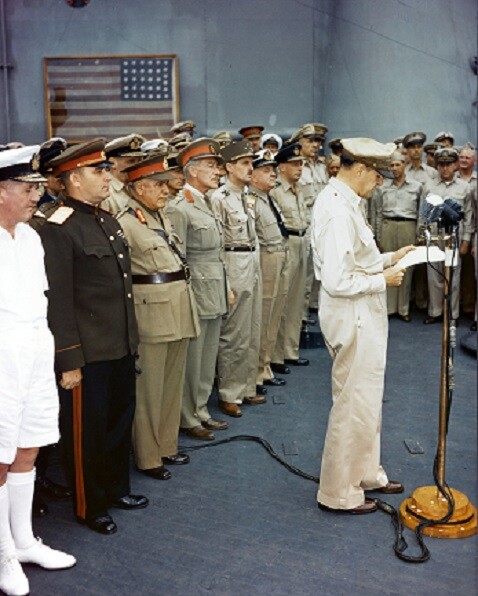 General Douglas MacArthur Surrender Ceremony USS Missouri 8×10 WWII Photo 81a