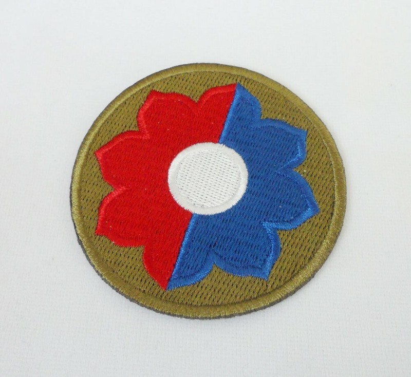 WWII U.S. Army 9th Infantry Division Embroidered Patch gallery