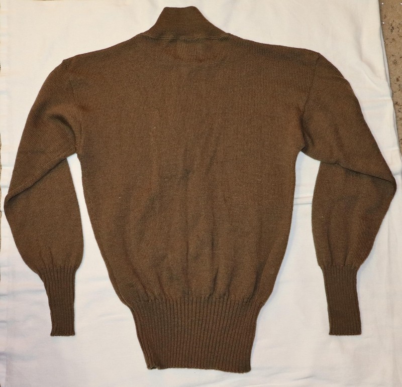 NICE ORIGINAL U.S. ARMY 1990 DATED OLIVE DRAB WOOL 5 BUTTON SWEATER gallery