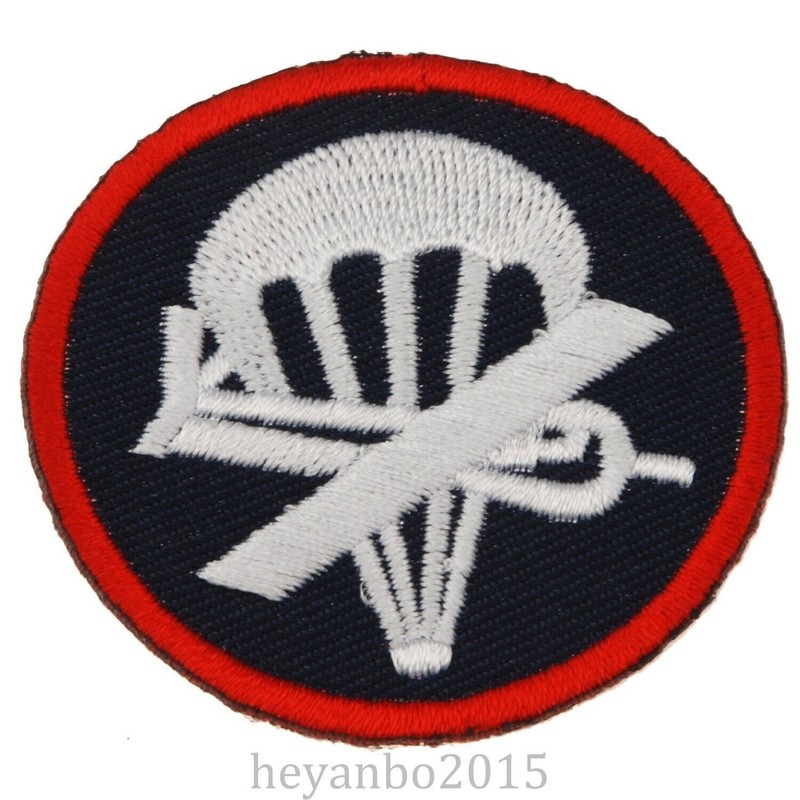 WWII WW2 US Airborne Paratrooper Garrison Cap Badge Insignia Color RED