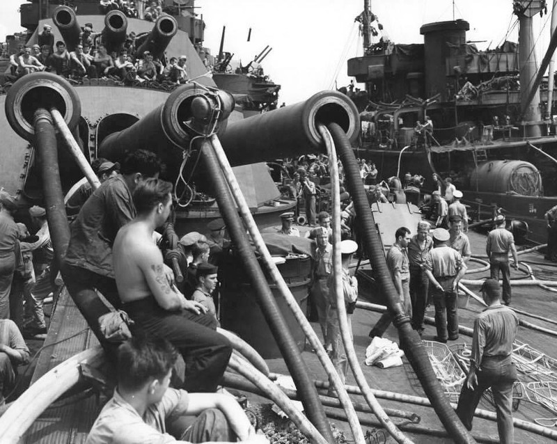 WW2 WWII Photo World War Two / USS Pennsylvania Damage Control BB-38 US Navy