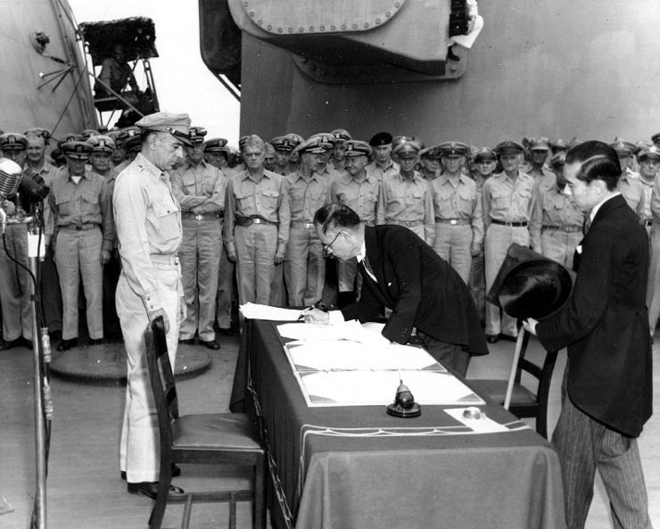 B&W Photo Japanese Surrender USS Missouri 1945 WWII WW2 World War Two Japan
