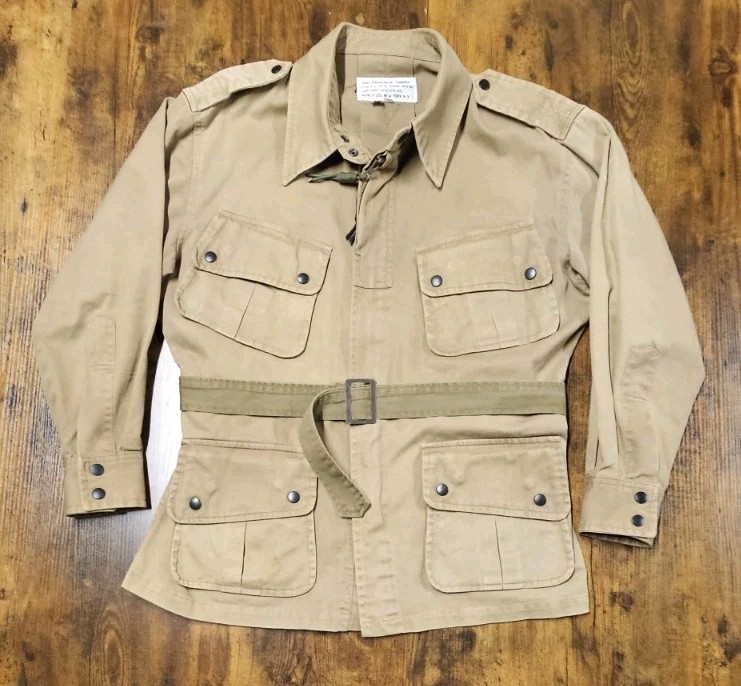 Avirex WWII US AIRBORNE PARATROOPER M1942 M42 80s Replica JUMP JACKET-Large