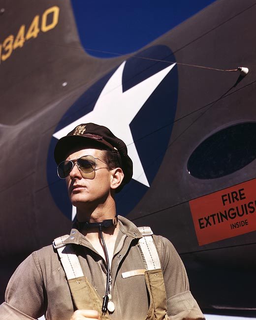 ARMY TEST PILOT F.W. HUNTER WWII 11×14 GLOSSY PHOTO PRINT