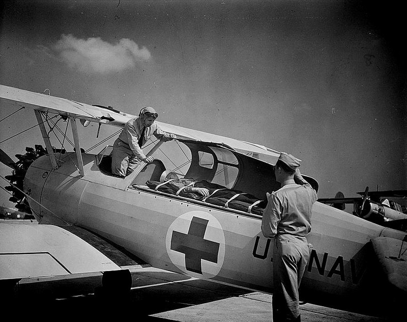 WW2 WWII Photo US Navy N2S Ambulance NAS Corpus Christi 1942 World War Two 5803