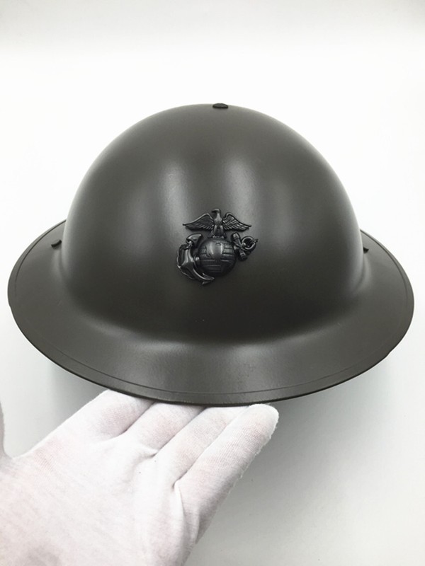 US WW2 M1917 Helmet Zc49 With WW2 USMC Badge Gray gallery