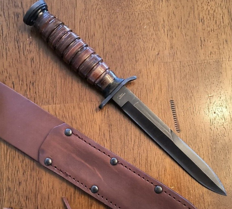 U.S. WWII M3 Fighting Trench Knife Replica + Ontario Knife Co Leather Scabbard gallery