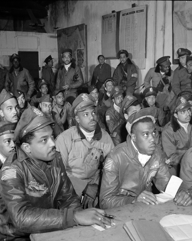 Tuskegee Airmen Pre-Flight Briefing Italy 1945 8×10 World War II WW2 Photo