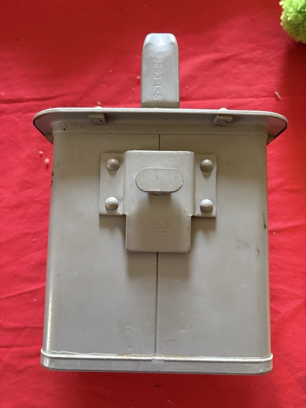 WWII U.S. Navy Battle Lantern 5293-L-5 TYPE J-I DELTA ELECTRIC USA gallery