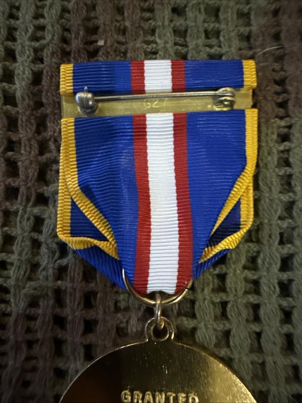 WW2 Philippine Defense Medal -full size, crimp brooch gallery