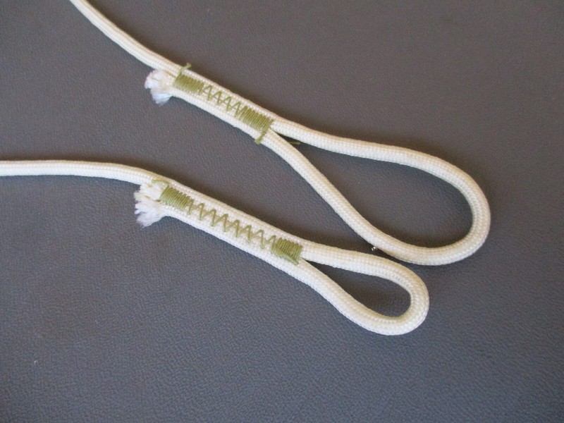 WWII Airborne Rigger 550 Paracord Knife Lanyard - White gallery