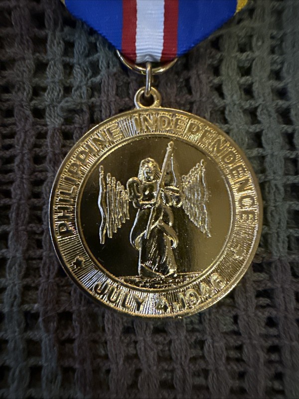 WW2 Philippine Defense Medal -full size, crimp brooch gallery
