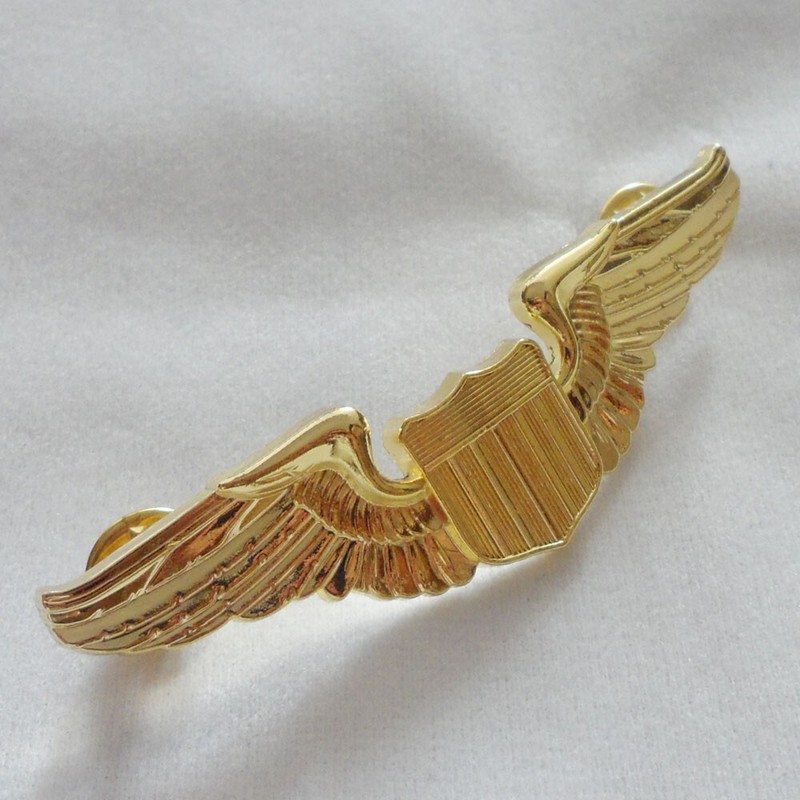 WWII US Air Force Pilot Badge Pin insignia Golden Aviator Badge Wings gallery