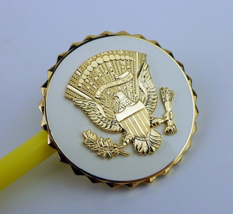 United States Vice Presidential Service Insignia Pin insignia -396