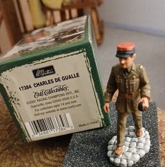 17384 W. Britain ~ World War II ~ French Leader – Charles De Gaulle MIB