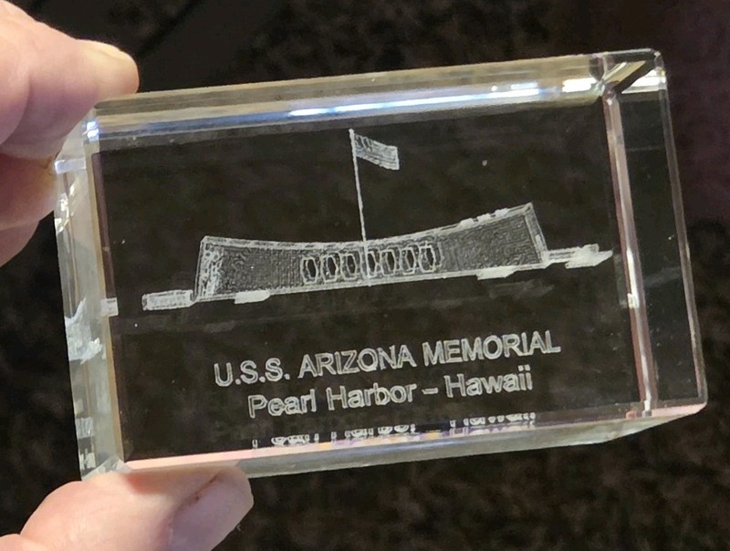 3D Laser-Etched Crystal Glass Paperweight USS ARIZONA Memorial WWII Hawaii 3″x2″