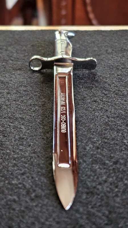 WW II M-1 GARAND RIFLE BAYONET (EARLY 1942 LONG SWORD MODEL) LETTER OPENER! gallery