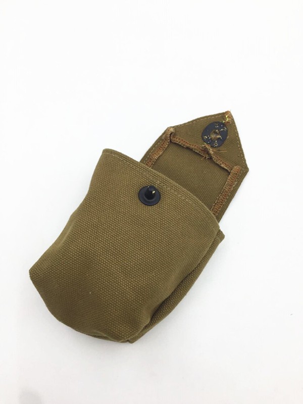 WW2 US ARMY M1 RIGGER POUCH AMMO POUCH TOOL KIT gallery