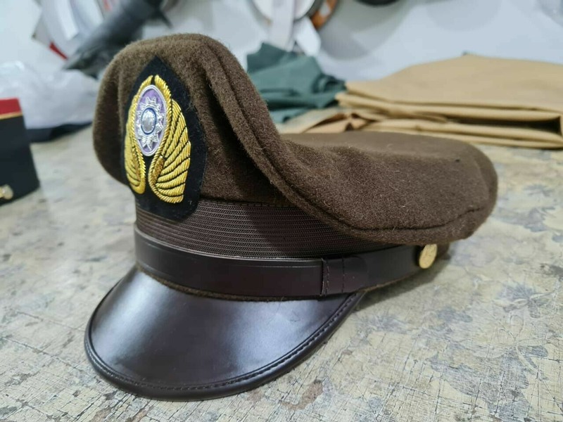 WW2 1940s WWII Flying Tigers CBI AVG Crusher Reproduction Visor Cap Officers Hat gallery