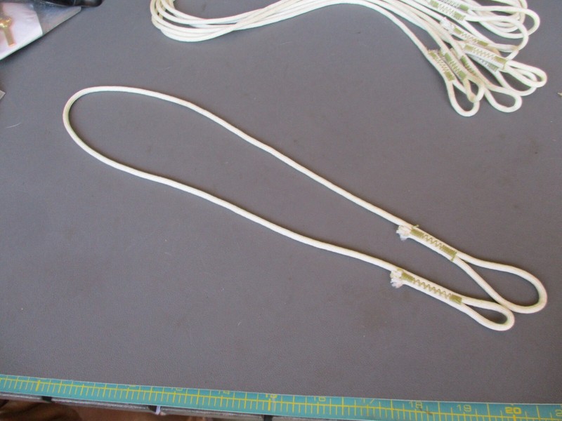 WWII Airborne Rigger 550 Paracord Knife Lanyard - White