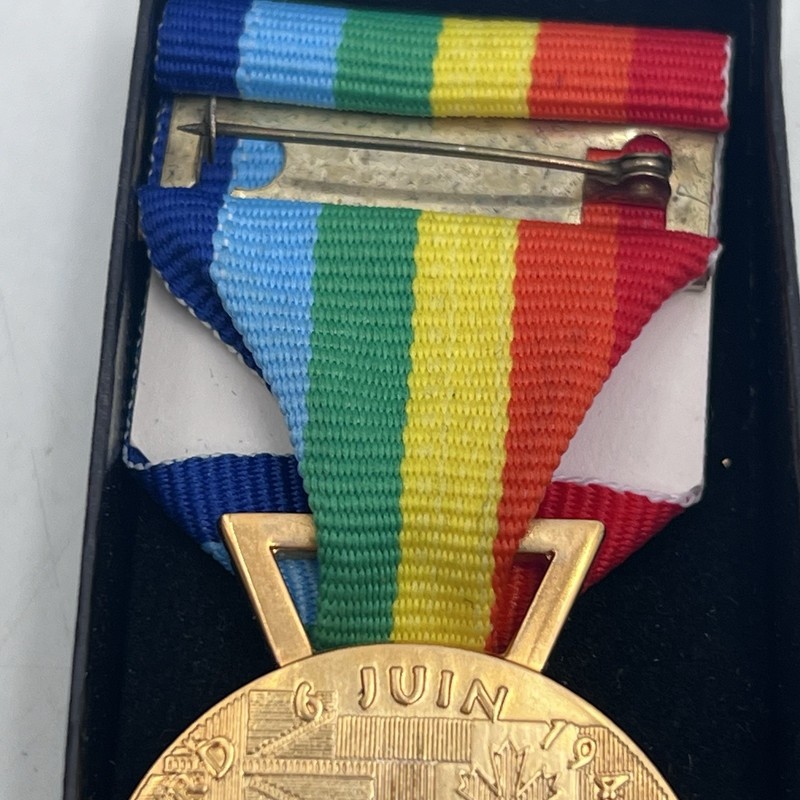 D-Day 50th Anniversary Commemorative Medal WW2 June 6 1944 Operation Overlord gallery