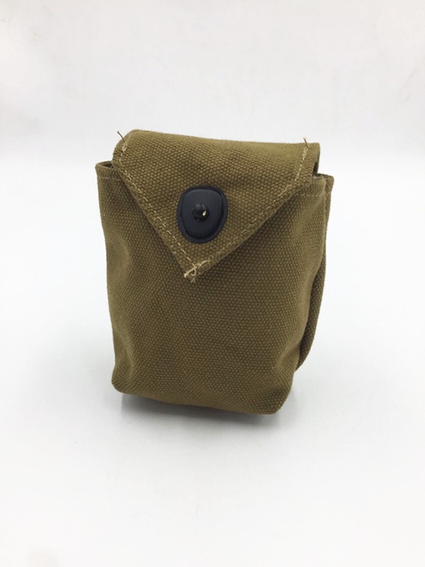 WW2 US ARMY M1 RIGGER POUCH AMMO POUCH TOOL KIT gallery