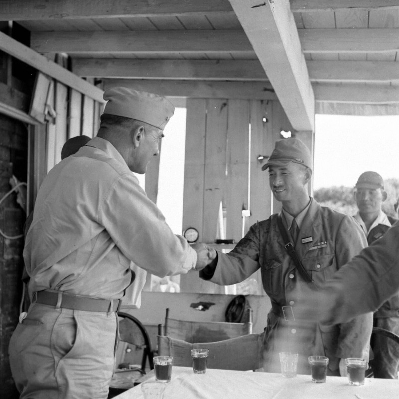 WW2 WWII Photo World War Two /Japanese Soldiers On Wake Island After Surrender