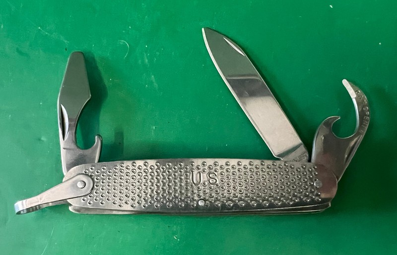 US ARMY STAINLESS STEEL POCKET KNIFE- NEW CONDITION