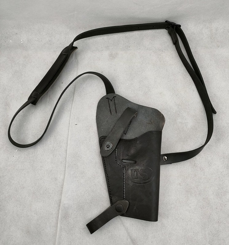 US WW2 M3 COLT 1911 .45 TANKER BLACK LEATHER SHOULDER POUCH CASE