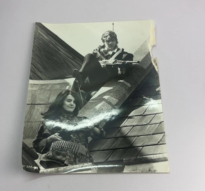 Vintage 8x10 Black & White Press Photo Woman Pilots Guns 1960's LF-R40-101