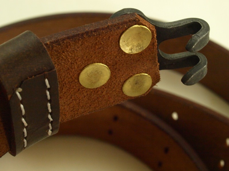 Black steel PREMIUM GI hook medium RIA 1941 leather M1907 US rifle sling repro gallery