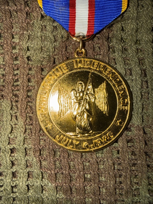 WW2 Philippine Defense Medal -full size, crimp brooch gallery