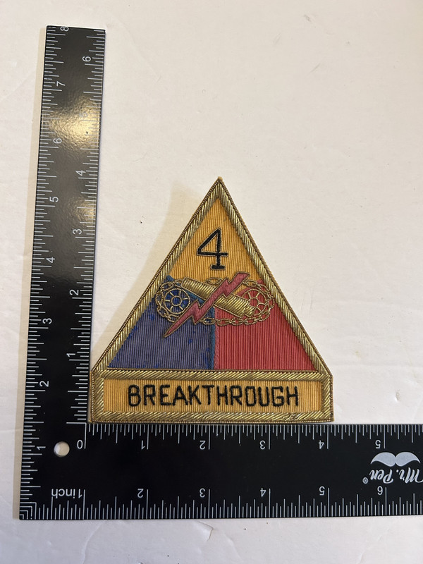 MH2957 Repro US Army WW2 Shoulder Patch 4th Armored Division IR46D