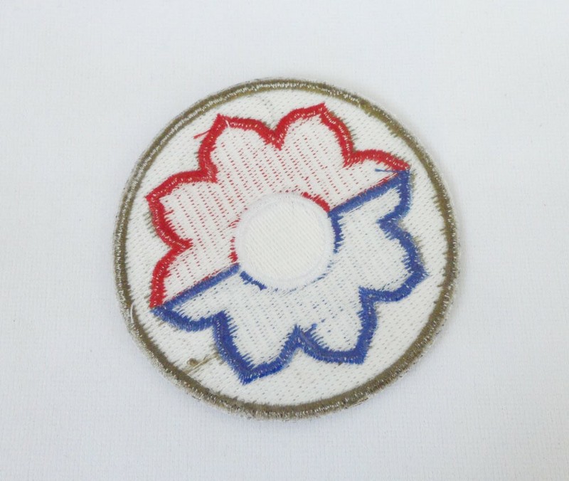 WWII U.S. Army 9th Infantry Division Embroidered Patch gallery