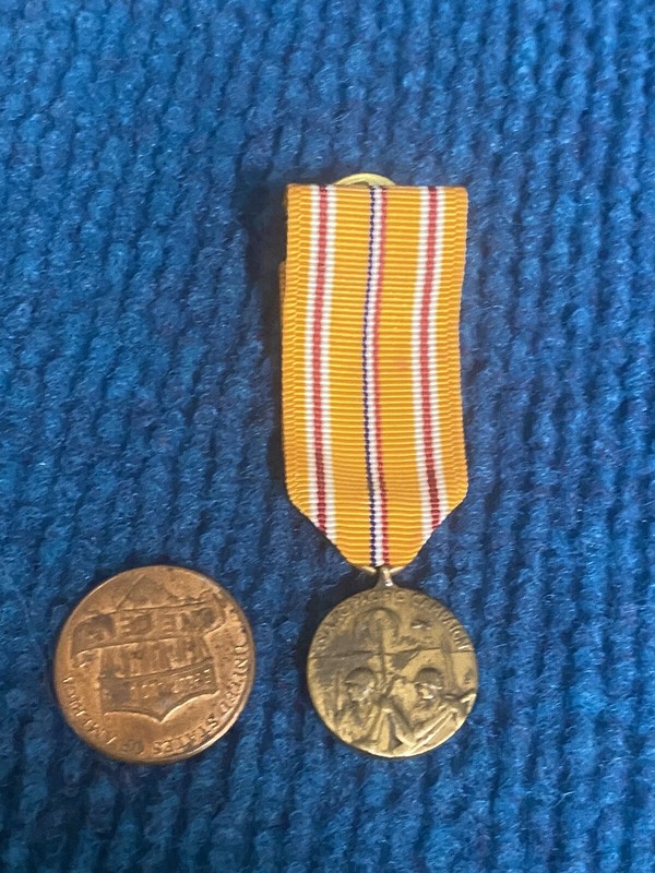 WW II Asiatic Pacific Campaign Medal with Ribbon