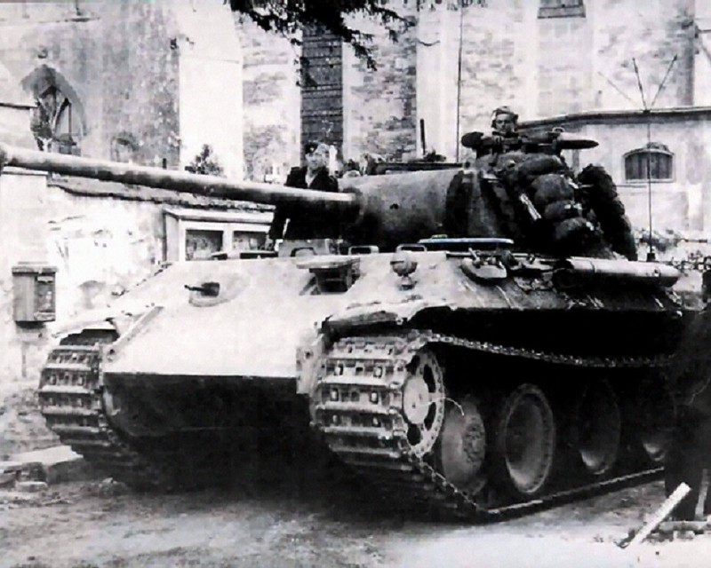 German Panther Tank in action 8″x 10″ World War II WW2 Photo 97