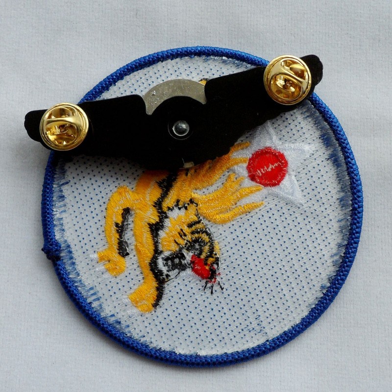 WWII Chinese US 14th Air Force Flying Tigers Badge Pin Jacket Patch gallery