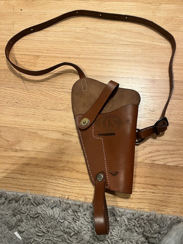 Replica US WWII Leather Holster With Should Strap