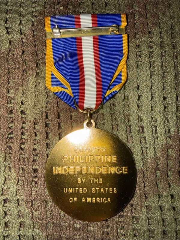 WW2 Philippine Defense Medal -full size, crimp brooch gallery