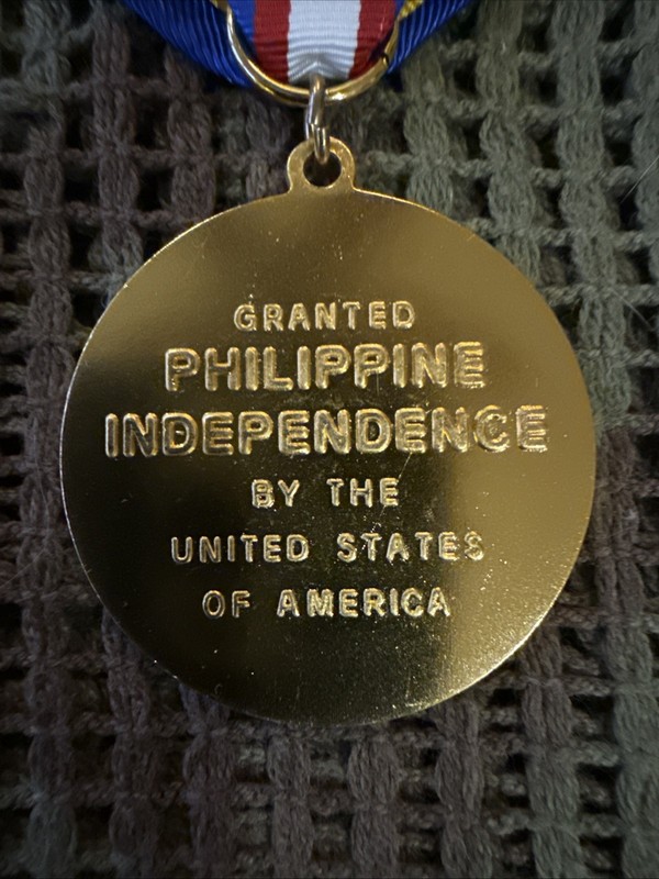 WW2 Philippine Defense Medal -full size, crimp brooch gallery
