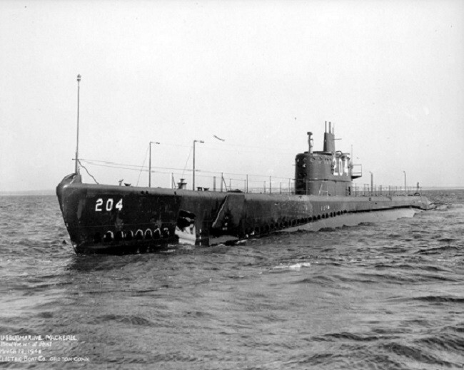 U.S. Navy Mackerel-Class Submarine SS204 8×10 WWII WW2 Photo 848a