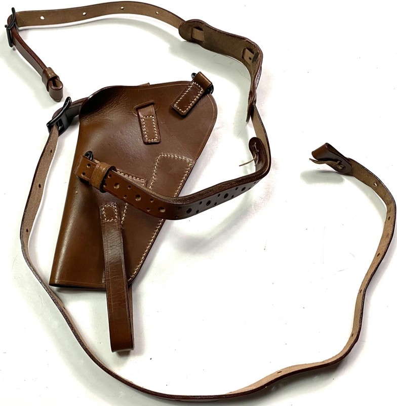 WWII US USMC MARINE .45 PISTOL M7 SHOULDER HOLSTER- BROWN, "USMC" STAMPED gallery