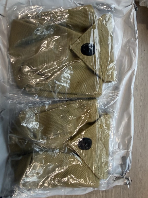 WWII US ARMY AIRBORNE PARATROOPER M1 GARAND RIFLE RIGGER MADE AMMO POUCH-PAIR gallery