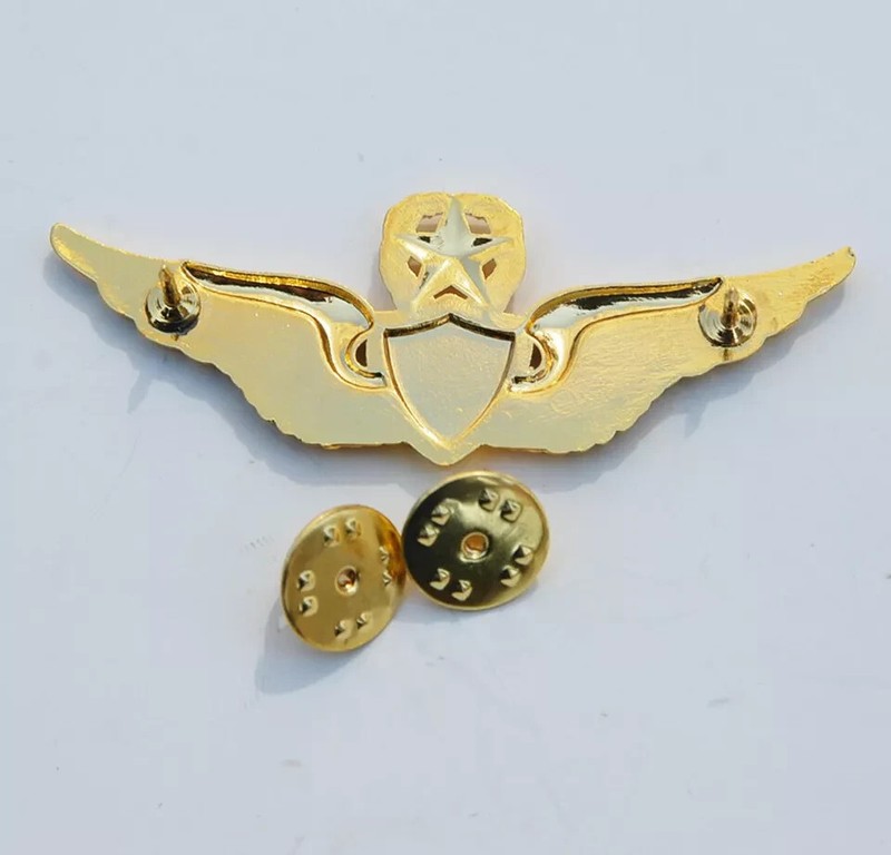 ARMY US MILITARY COMMAND COMMAND PILOT METAL WINGS METAL BADGE PIN GOLD gallery