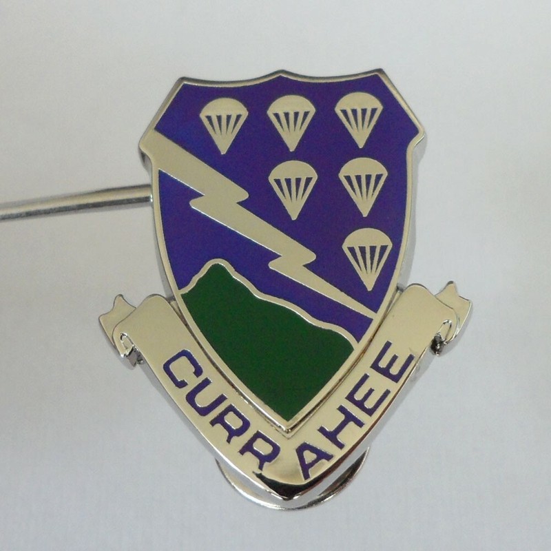 WW2 US Army 506th Infantry Regiment Currahee Distinctive unit insignia Badge Pin
