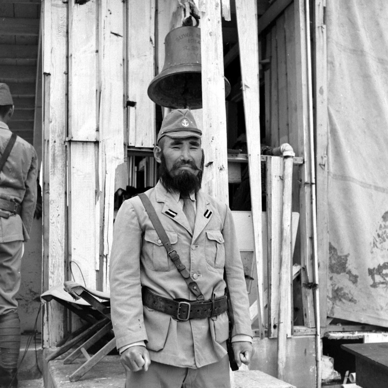 WW2 WWII Photo World War Two /Japanese Soldier On Wake Island After Surrender