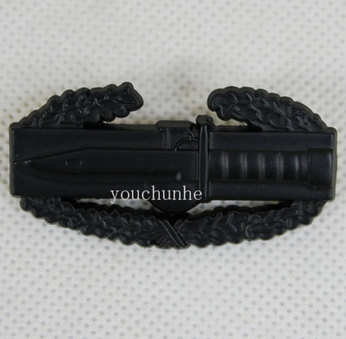 WWII WW2 US U.S. Army Military Combat Action Qualification Badge Pin Black