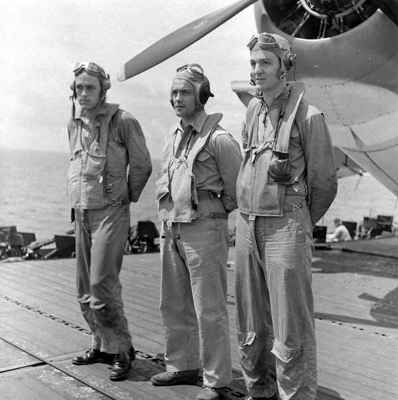 WW2 WWII Photo Aboard US Lexington CV-16 in 1944 World War Two US Navy / US057