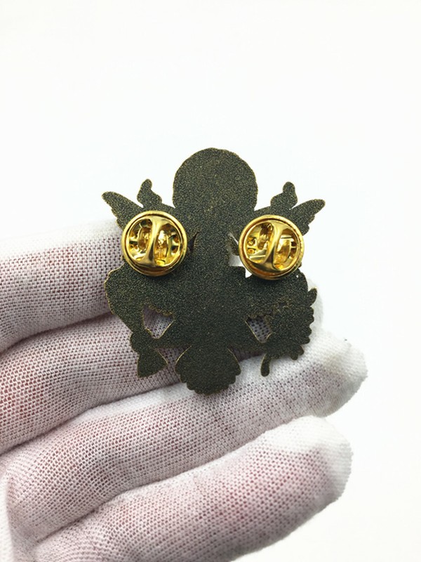 WWII US Army Epluribus Unum Officers Metal Cap Hat Badge Antique Gold With Box gallery