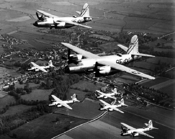 Formation of Martin B-26B Marauder aircraft in flight 8×10 WWII Photo 802